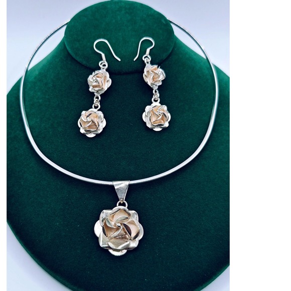 Taxco Jewelry - 1950's Mexican Taxco 925 Sterling Silver Rose Floral Necklace Earrings Set TO-62